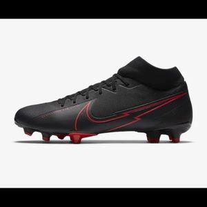 Brand New Nike Mercurial Superfly 7 Academy MG